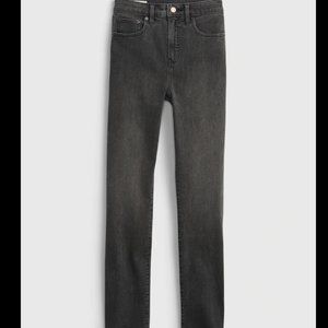 Gap | High Rise Classic Straight Jeans w/ Washwell (Absolute Black / Size: 27")